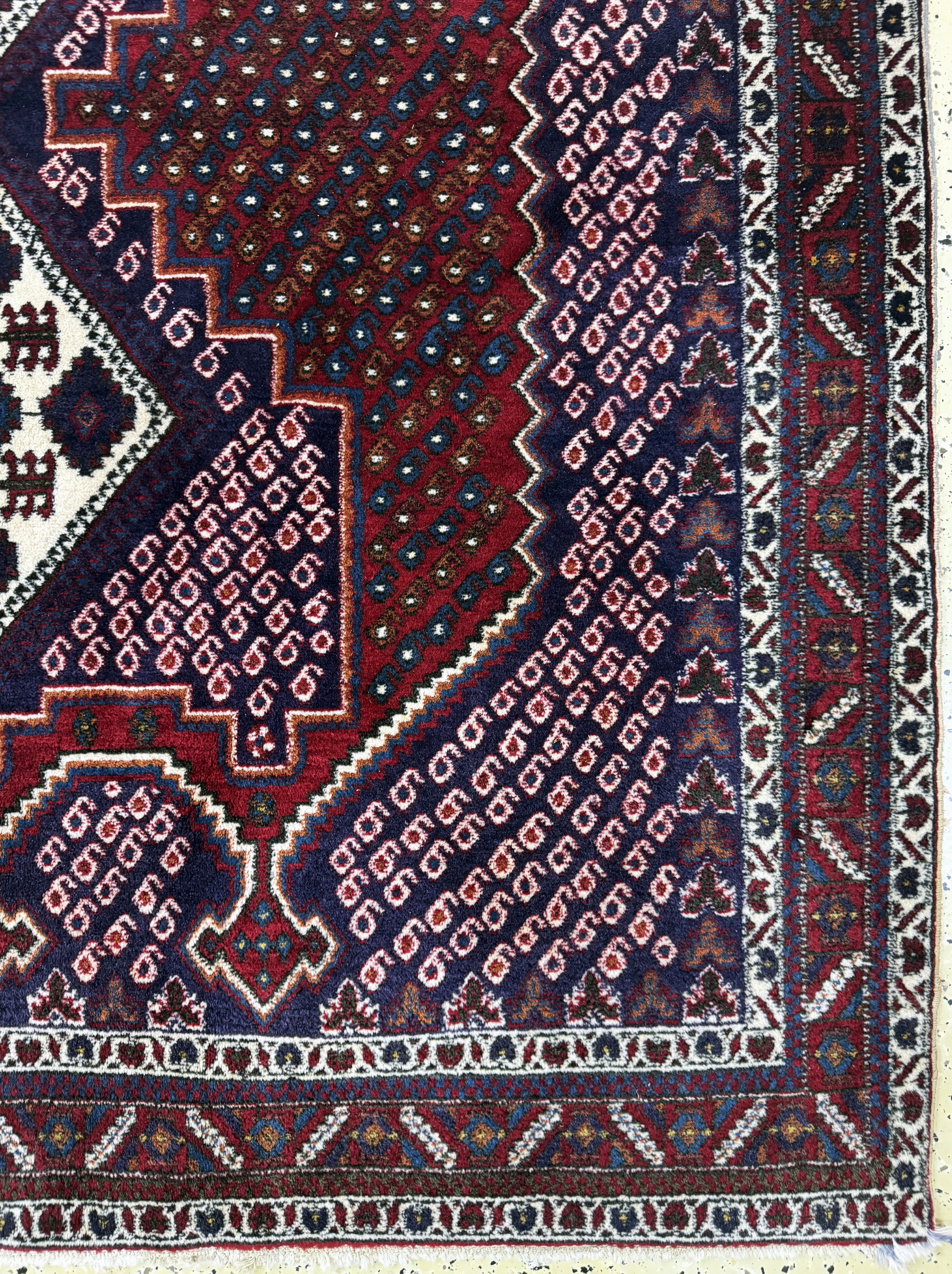 Detail a: Sirjan, Persien, Mitte 20.Jhd, Wolle auf Baumwolle, ca. 237 x 160 cm, EHZ: 2