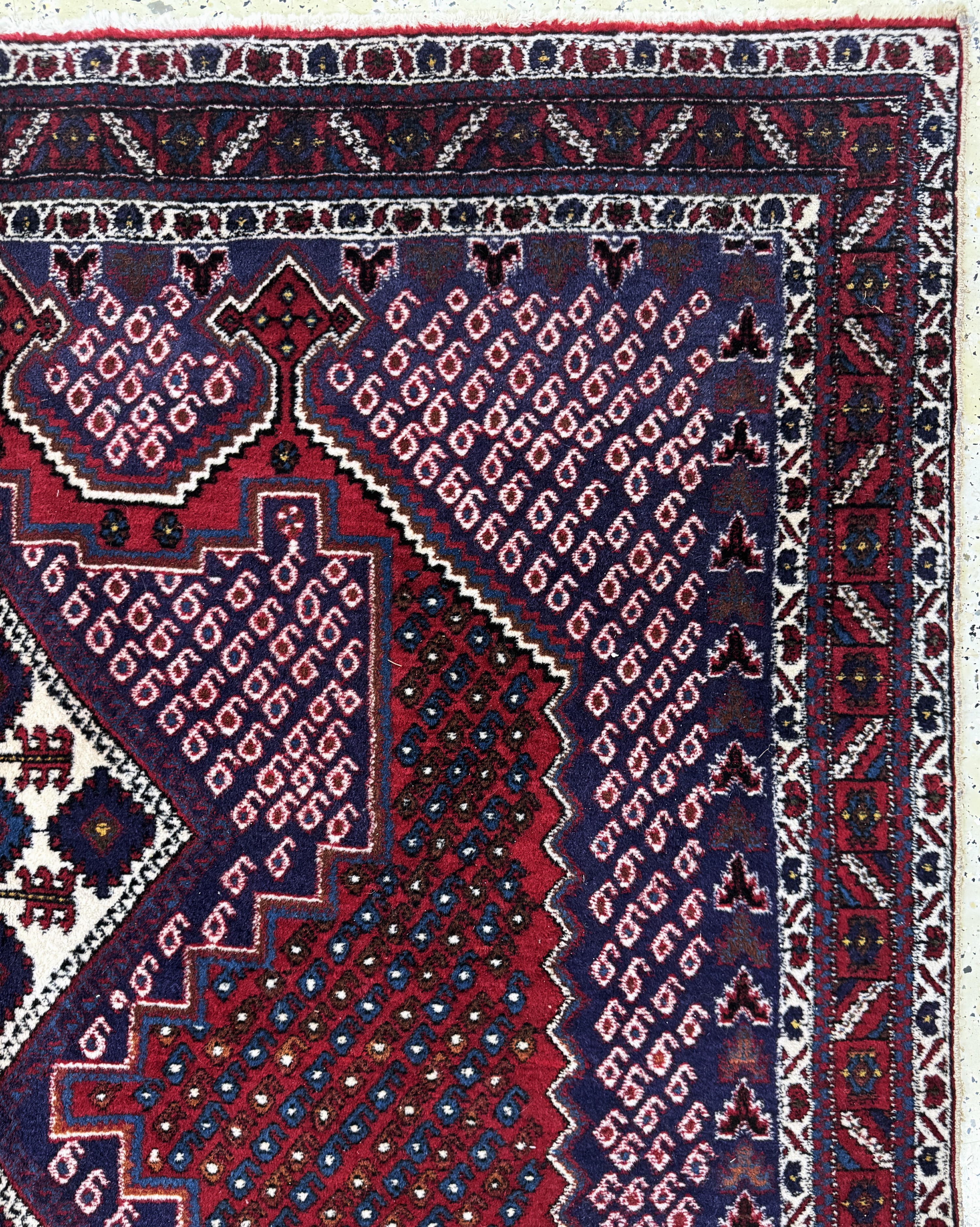 Detail d: Sirjan, Persien, Mitte 20.Jhd, Wolle auf Baumwolle, ca. 237 x 160 cm, EHZ: 2