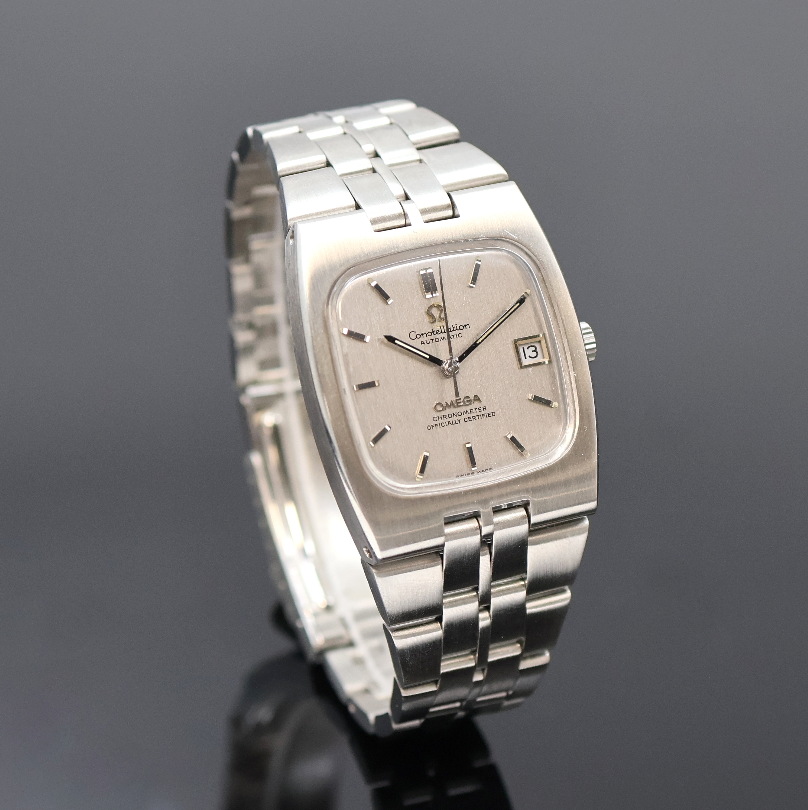 Detail b: OMEGA Constellation Chronometer Referenz 168.047, Schweiz um 1970, Automatik, 4-fach verschr. Edelstahlgeh., integr. orig. Band Ref. 1155/146, Boden ...