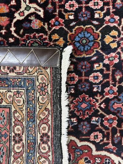 27054509h - Bidjar Kork alt, Persien, Mitte 20.Jhd, Wolle auf Baumwolle, ca. 382 x 266 cm, ...