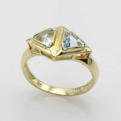 27054518a - Ring mit Aquamarinen, GG 585/000, 2 dreieckige Aquam., RW ca. 53 Schätzpreis: 1250, - ...
