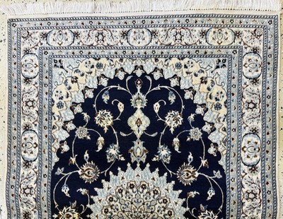 27054519e - 2 Lots Nain fein Persien, Ende 20.Jhd, Korkwolle mit Seide, ca. 148 x 96 cm, EHZ: ...