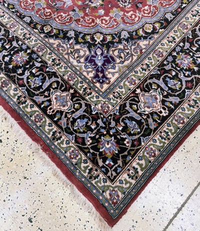 27054521d - Mesched, Persien, Ende 20.Jhd, Wolle mit Seide, ca. 353 x 247 cm, EHZ: 2 Schätzpreis: ...