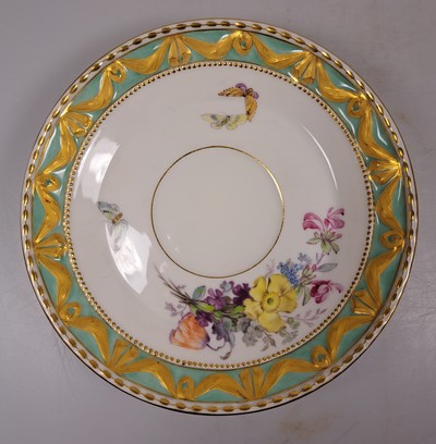 27054567a - Tasse mit Untertasse, KPM Berlin, Modell Kurland, Rand türkisfarben mit Matt- und ...