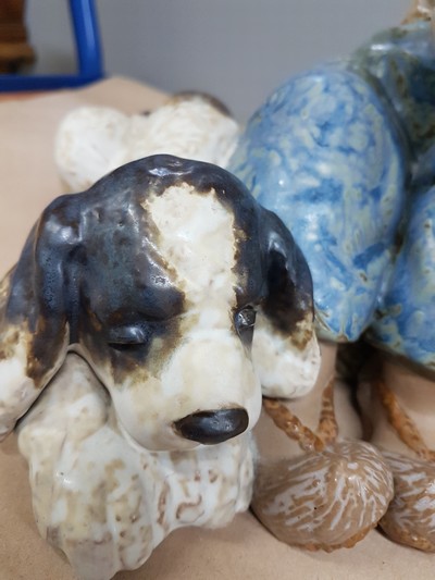 27054598i - 2 große Porzellanfiguren, Lladro Spanien, 20. Jh., dösender Hütejunge mit Hund, H. ...