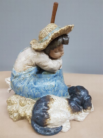 27054598j - 2 große Porzellanfiguren, Lladro Spanien, 20. Jh., dösender Hütejunge mit Hund, H. ...