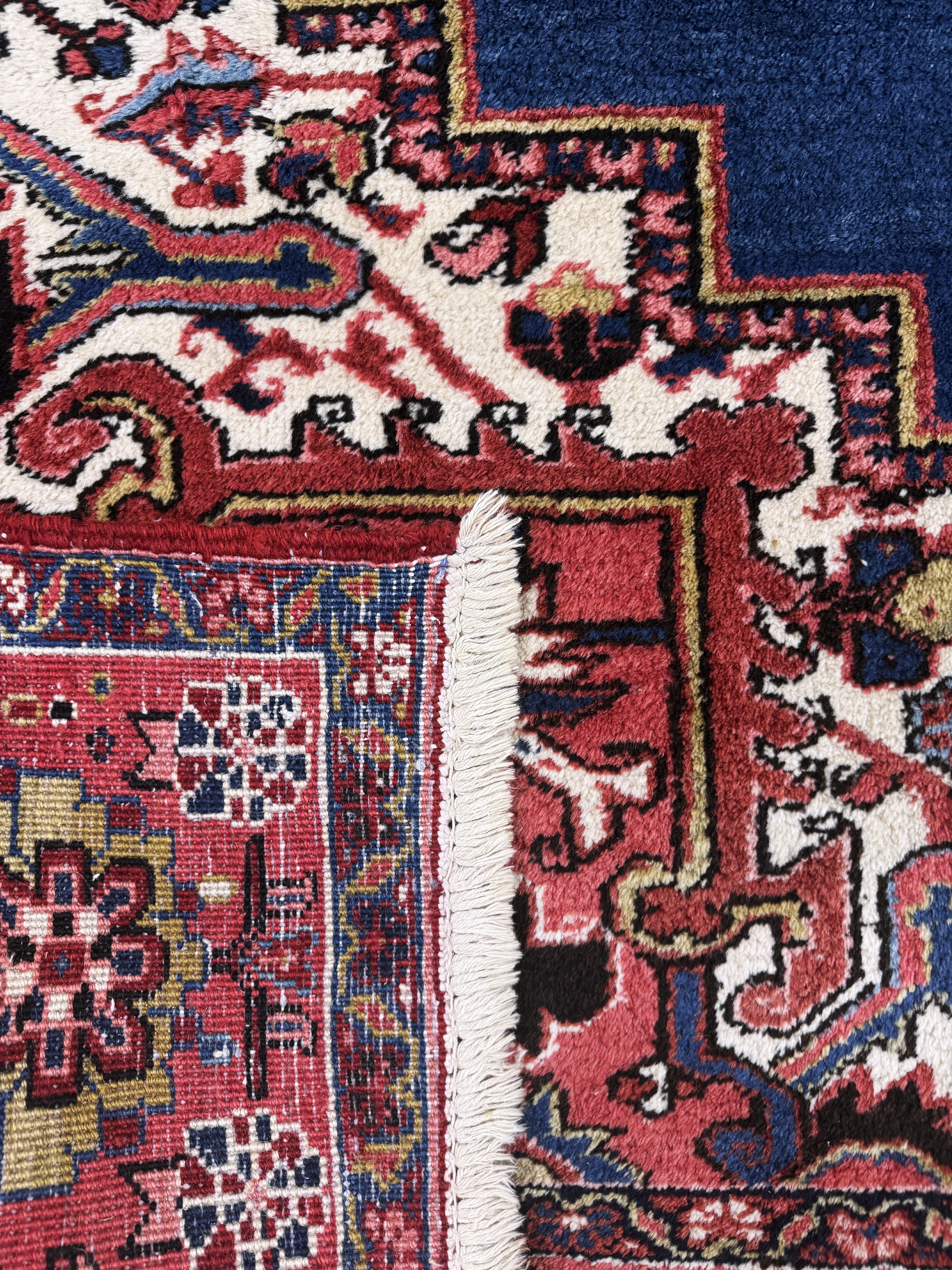 Detail i: Heriz, Persien, Mitte 20.Jhd, Wolle auf Baumwolle, ca. 345 x 255 cm, EHZ: 1-2