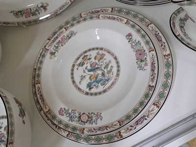 27054601d - Speiseservice, Wedgwood England, Modell Kutani, 14 flache Teller, 14 tiefe Teller, 14 ...