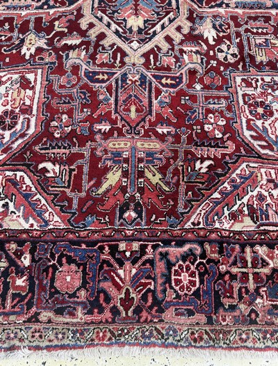 27054646f - Heriz, Persien, Mitte 20.Jhd, Wolle auf Baumwolle, ca. 365 x 255 cm, EHZ: 2 ...