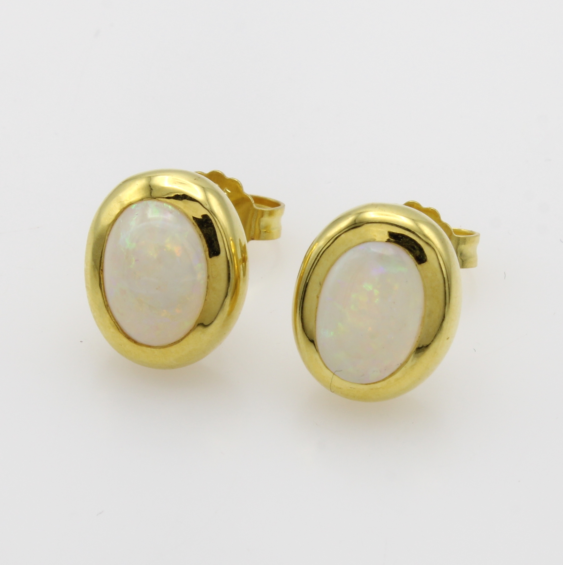 Image 27054847 - Paar Ohrstecker mit Opalen, GG 585/000, 2 ovale Opale in breiten, glatten Fassungen zus. ...