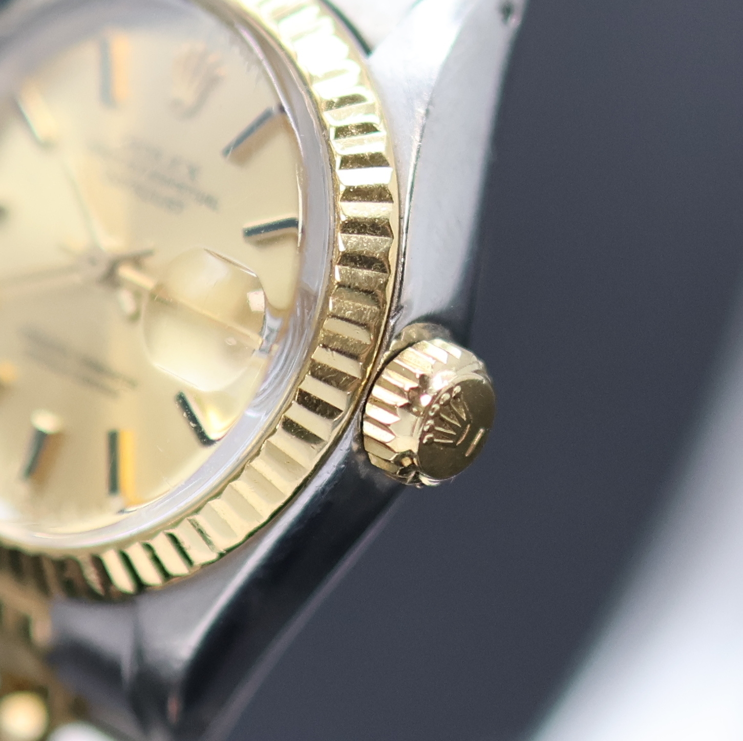 Detail c: ROLEX Datejust Damenarmbanduhr Referenz 6917, Schweiz um 1975, Automatik, Edelstahl/Gold komb. inkl. Jubileeband m. Faltschl., Boden und Krone ...