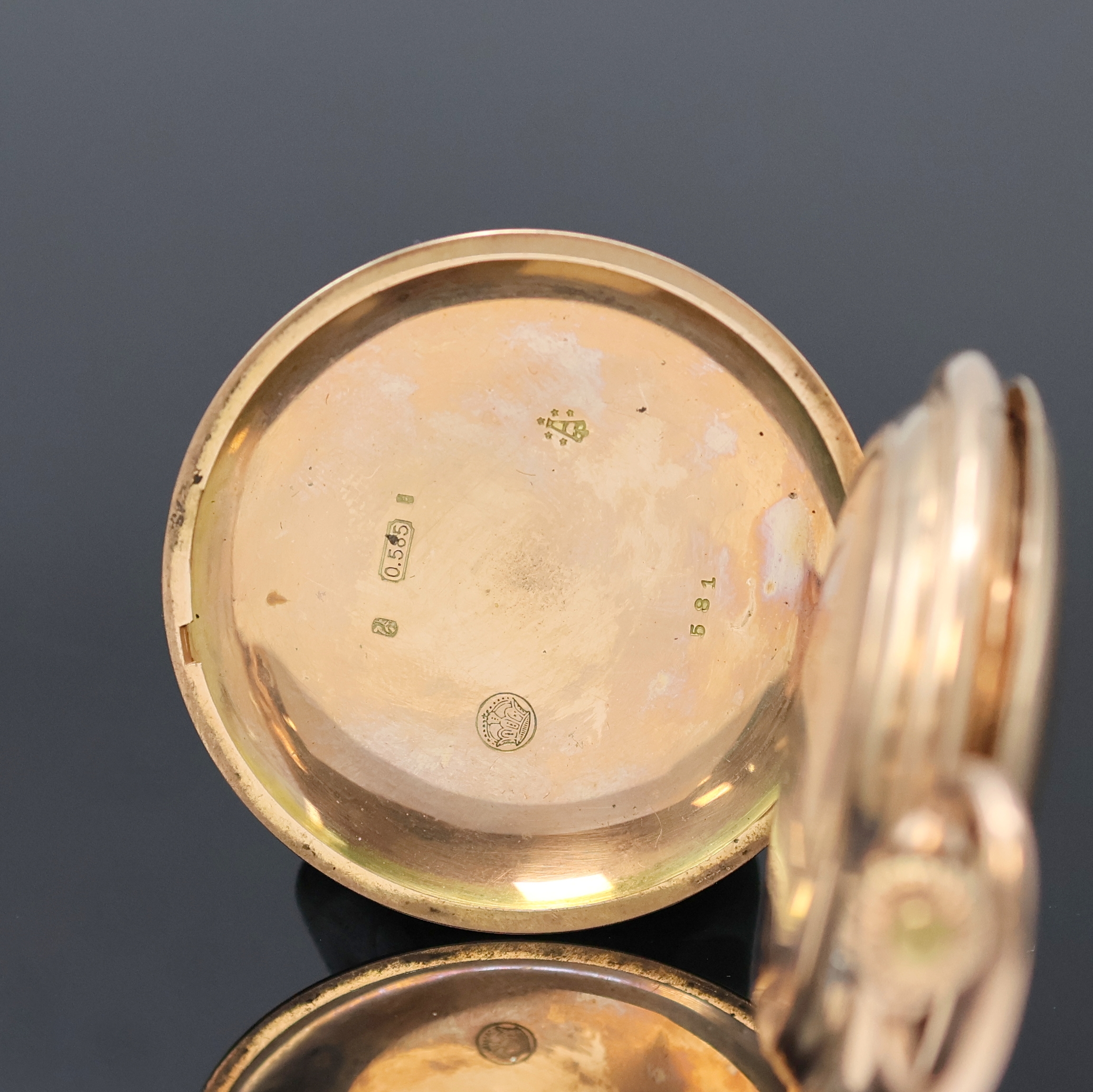 Detail a: GEBRÜDER ELLINGHAUSEN Berlin / UNION GLOCKE Savonette in RG 585/000, Schweiz um 1910, guill. 3-Deckel Goldgeh. ber./dell., 2-tlg.- Emailzifferbl. ...