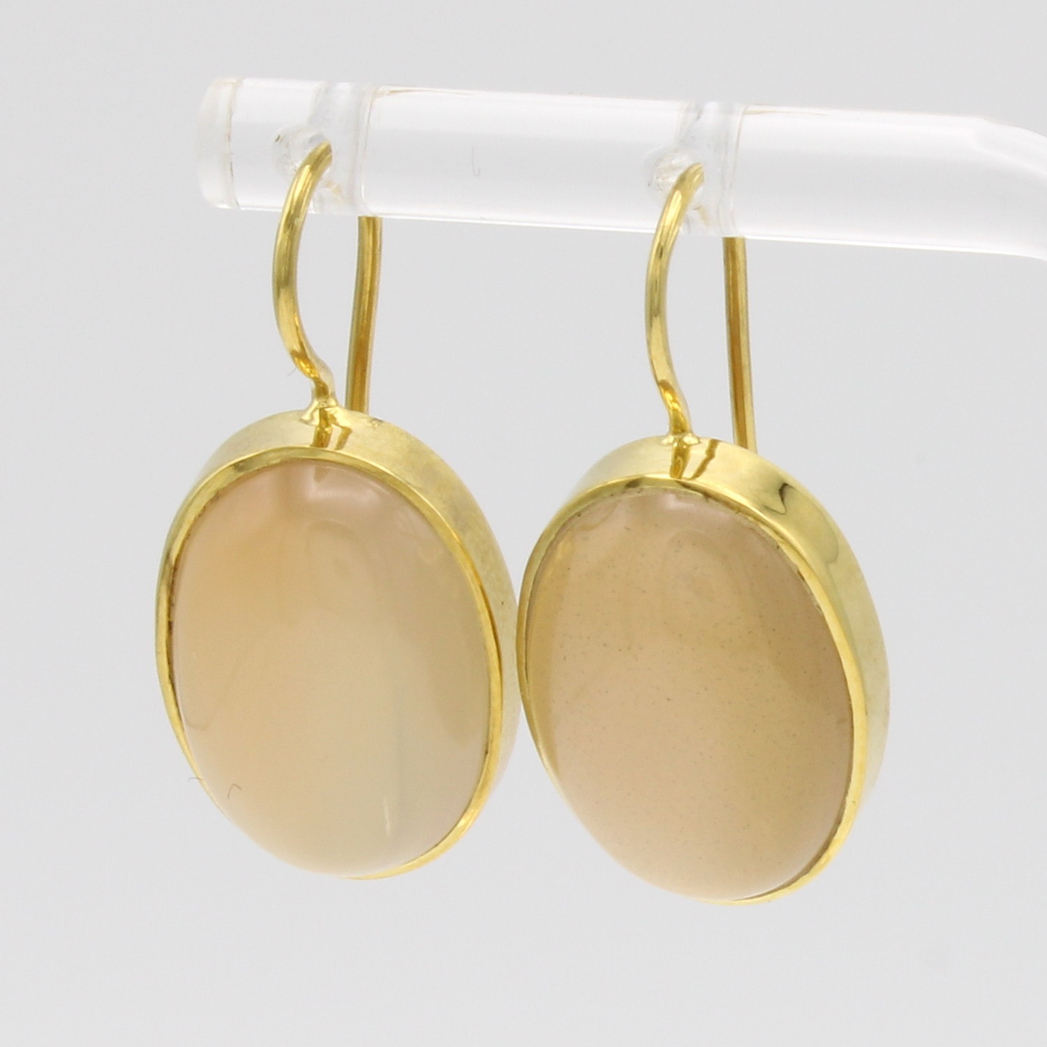 Image 27054964 - Paar Ohrhaken mit Mondsteinen, GG 585/000, 2 ovale Mondsteine zus. ca. 20.2 ct ...