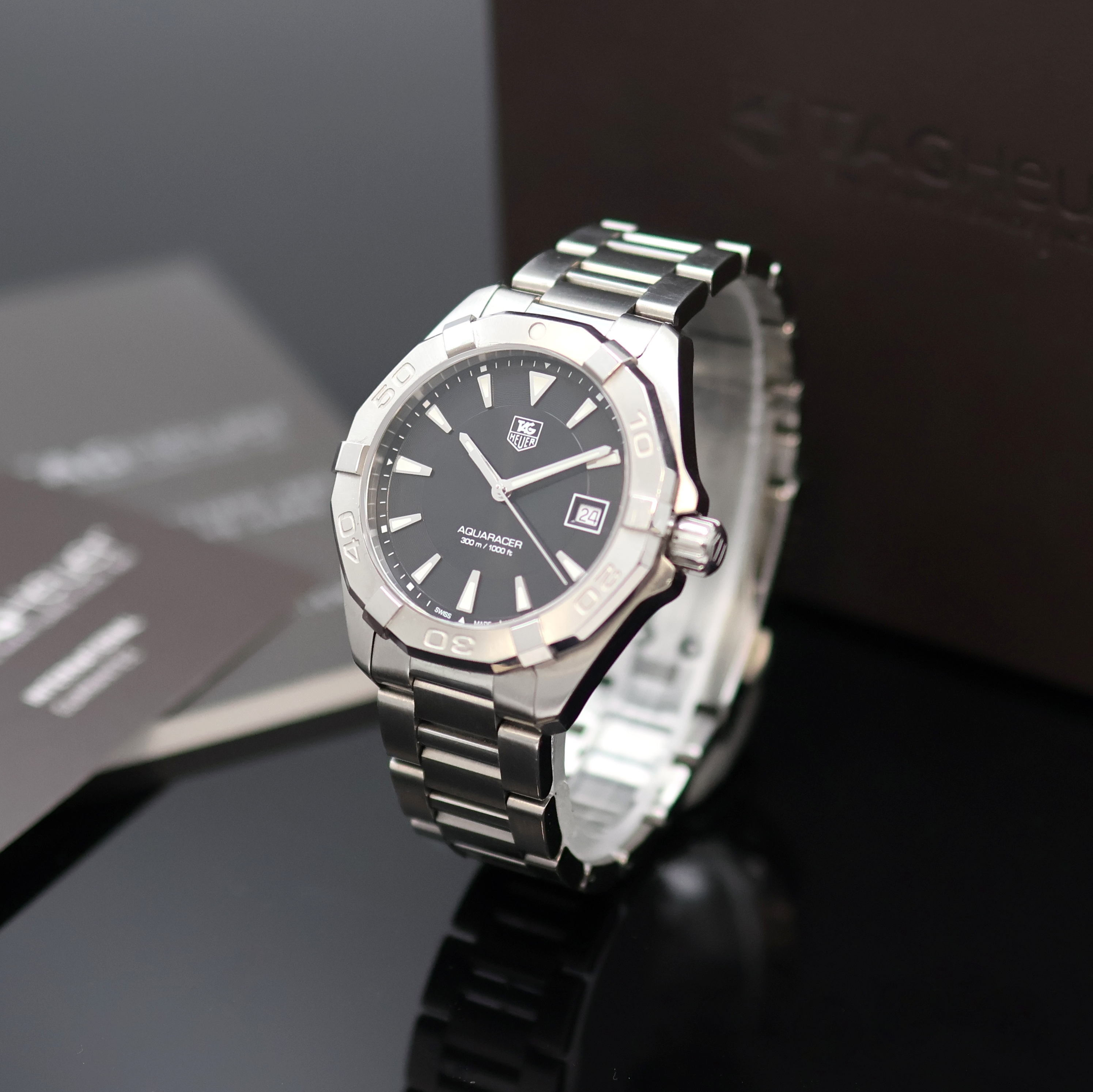 Image 27054998 - TAG HEUER Aquaracer Herrenarmbanduhr Referenz WAY1110, Schweiz verk. lt. beil. Pap. ...