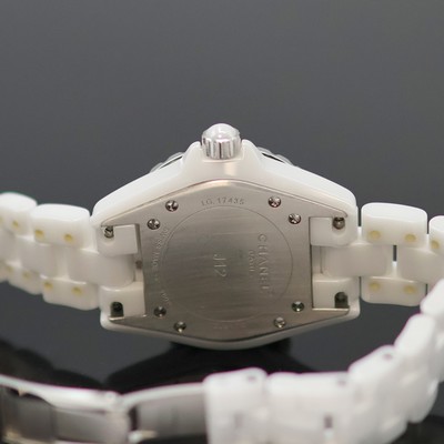 27054922e - CHANEL J12 Damenarmbanduhr, quarz, weißes Keramikgeh. inkl. Gliederband m. dopp. Stahl- ...