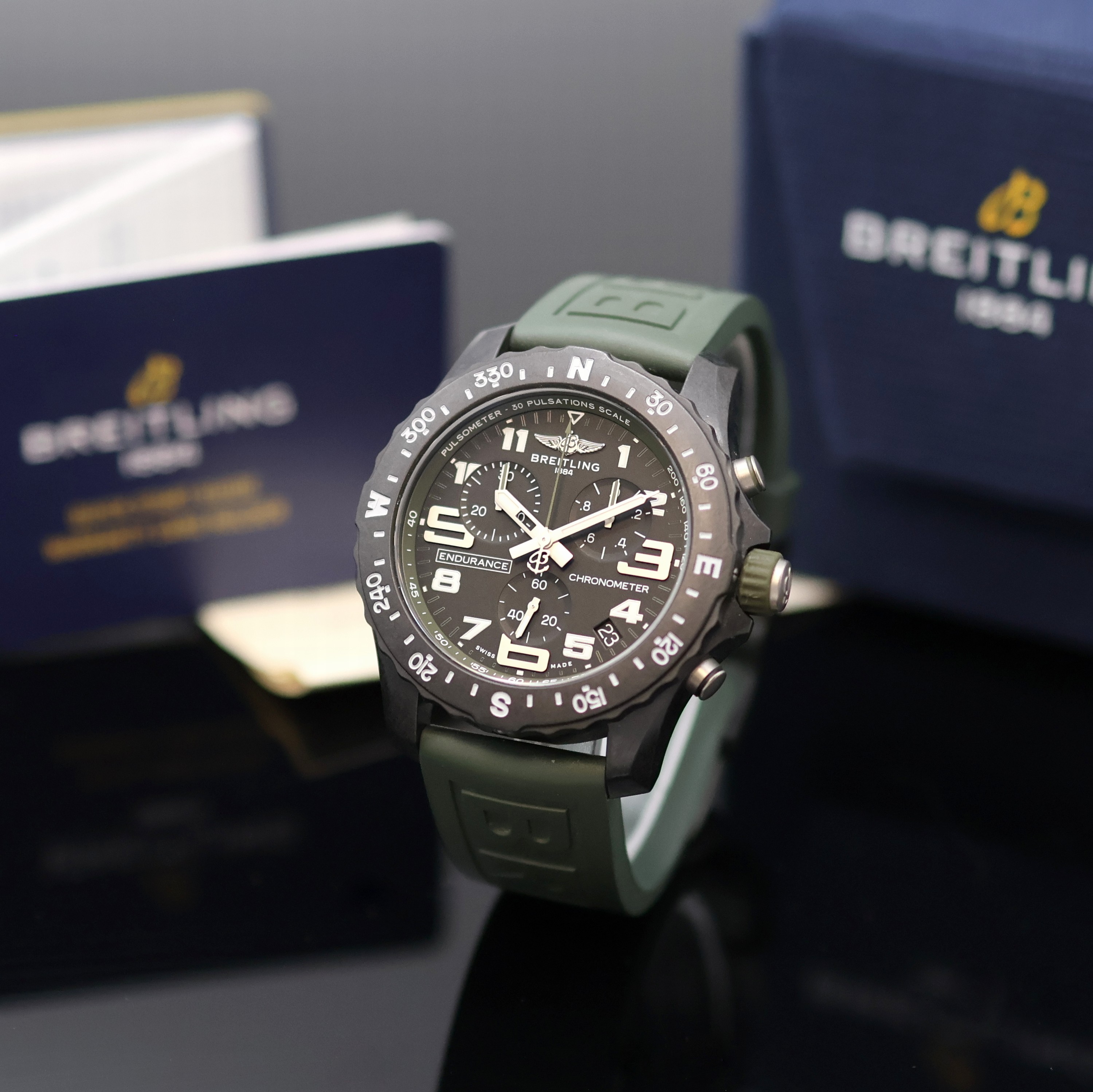 Image 27055001 - BREITLING Endurance Pro Chronometer Armbandchronograph Referenz X82310, Schweiz verk. ...