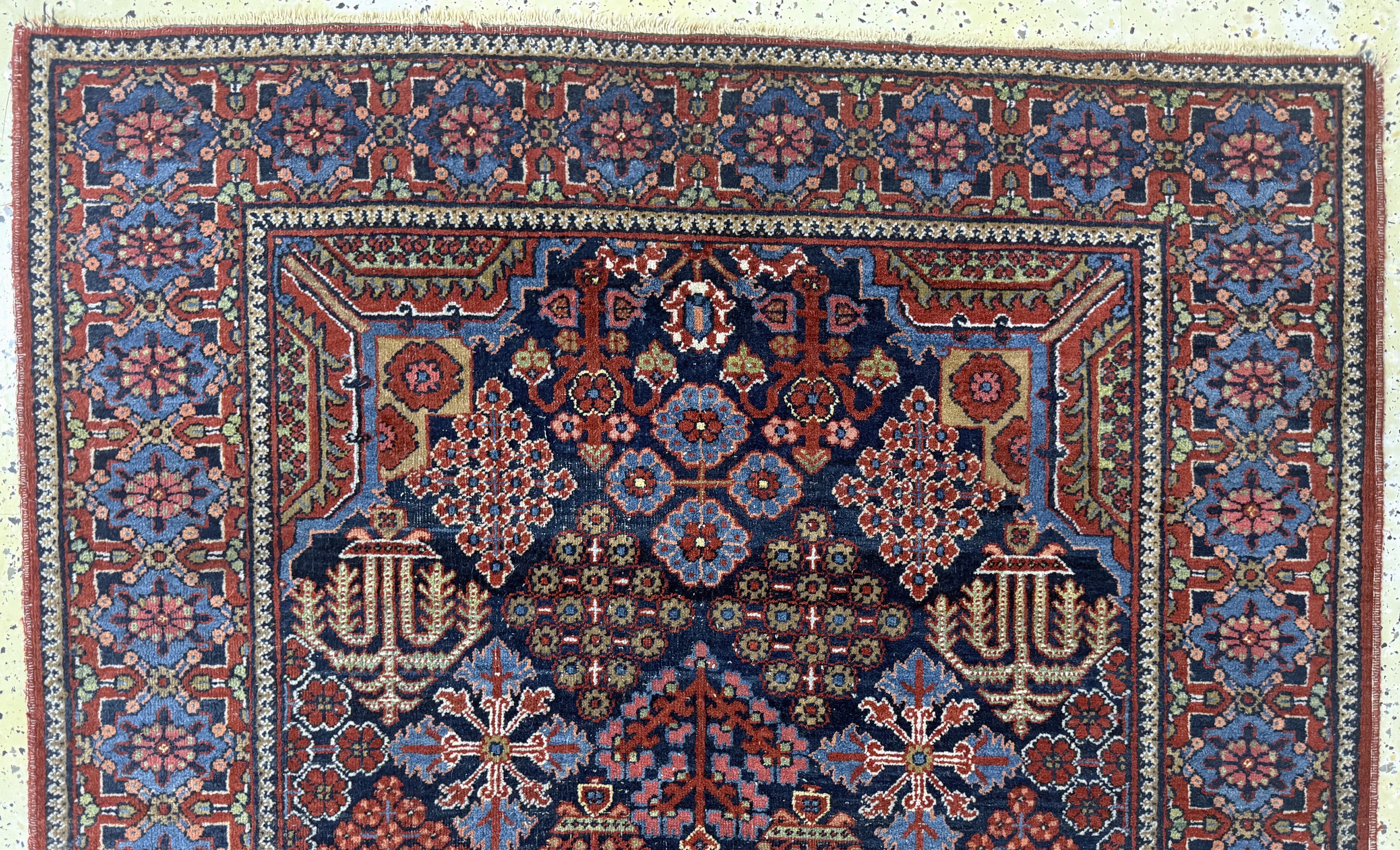 Detail a: Wiss alt, Persien, Mitte 20.Jhd, Wolle auf Baumwolle, ca. 203 x 133 cm, EHZ: 3