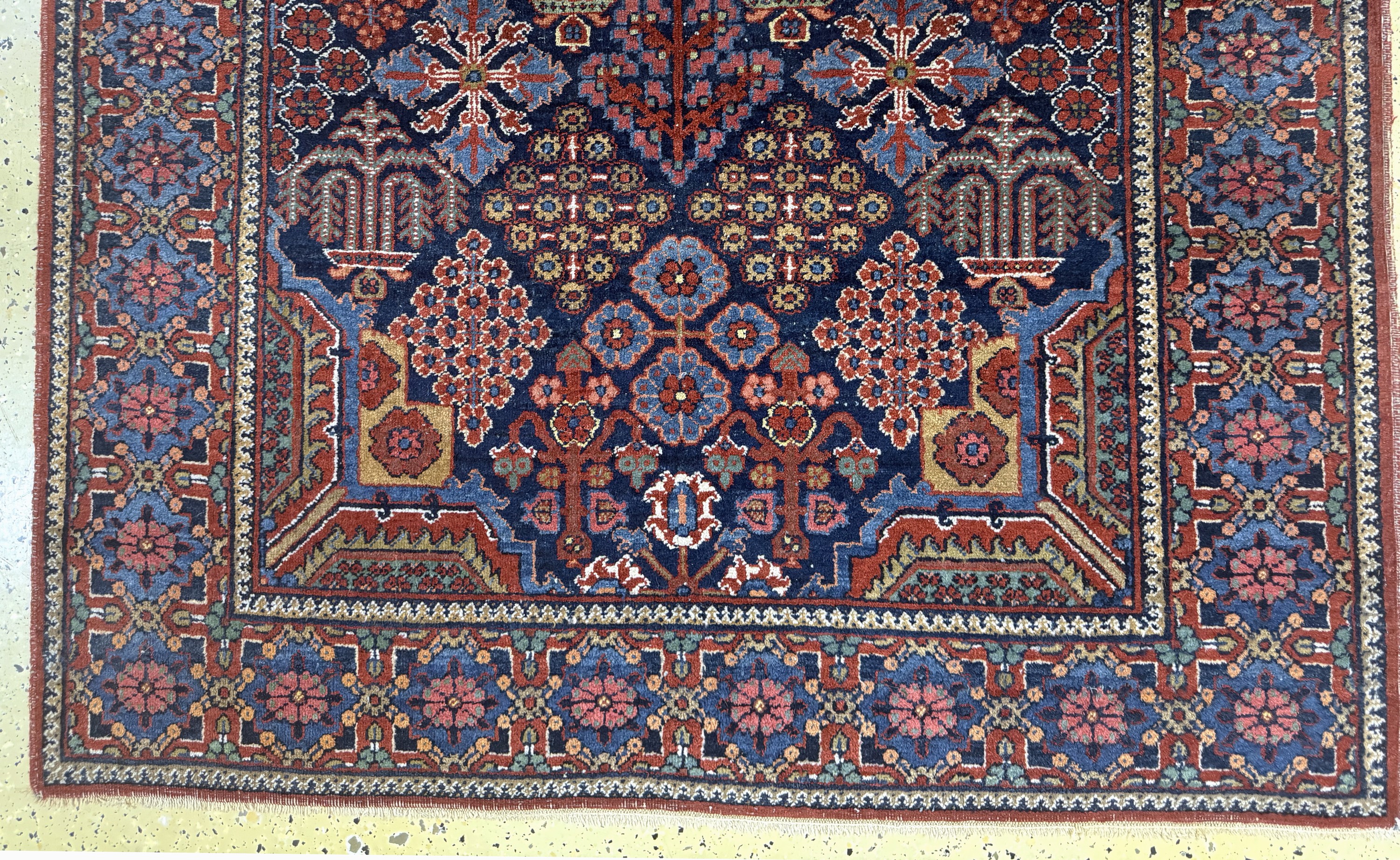 Detail c: Wiss alt, Persien, Mitte 20.Jhd, Wolle auf Baumwolle, ca. 203 x 133 cm, EHZ: 3