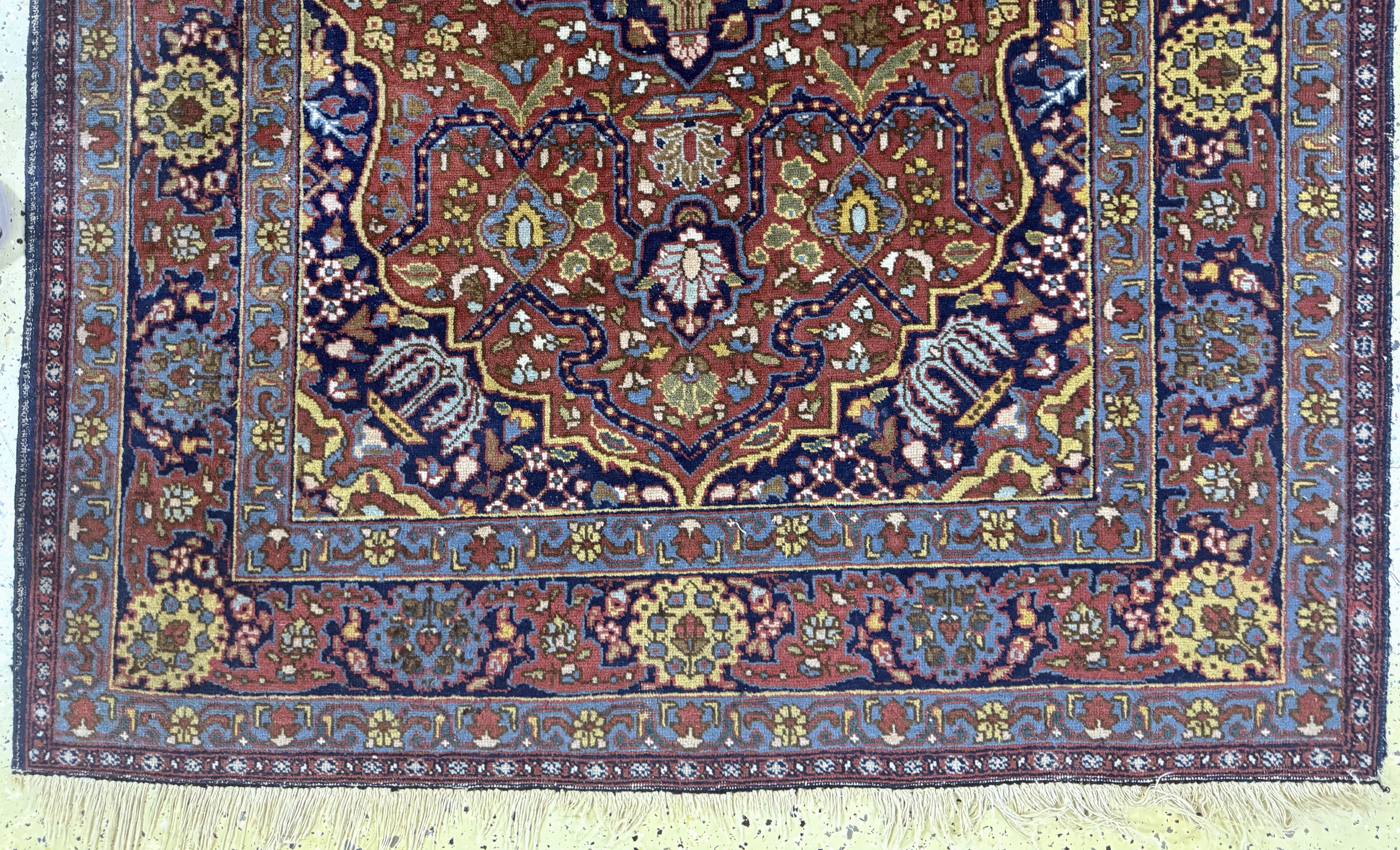 Detail c: Täbriz alt, Persien, Anfang 20.Jhd, Wolle auf Baumwolle, ca. 193 x 137 cm, EHZ: 2-3