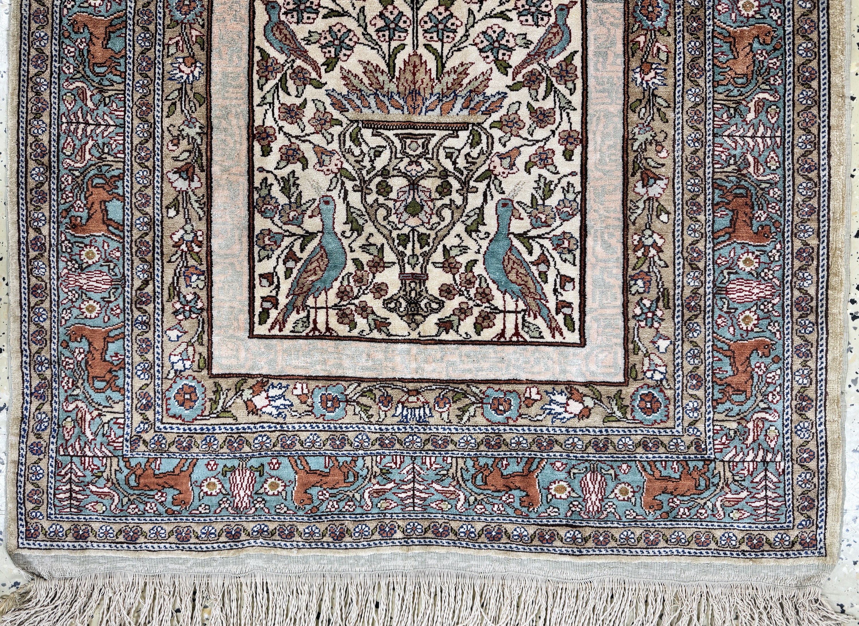 Detail c: Seiden Kayseri, Türkei, Mitte 20.Jhd, reineNaturseide, ca. 123 x 80 cm, EHZ: 1-2