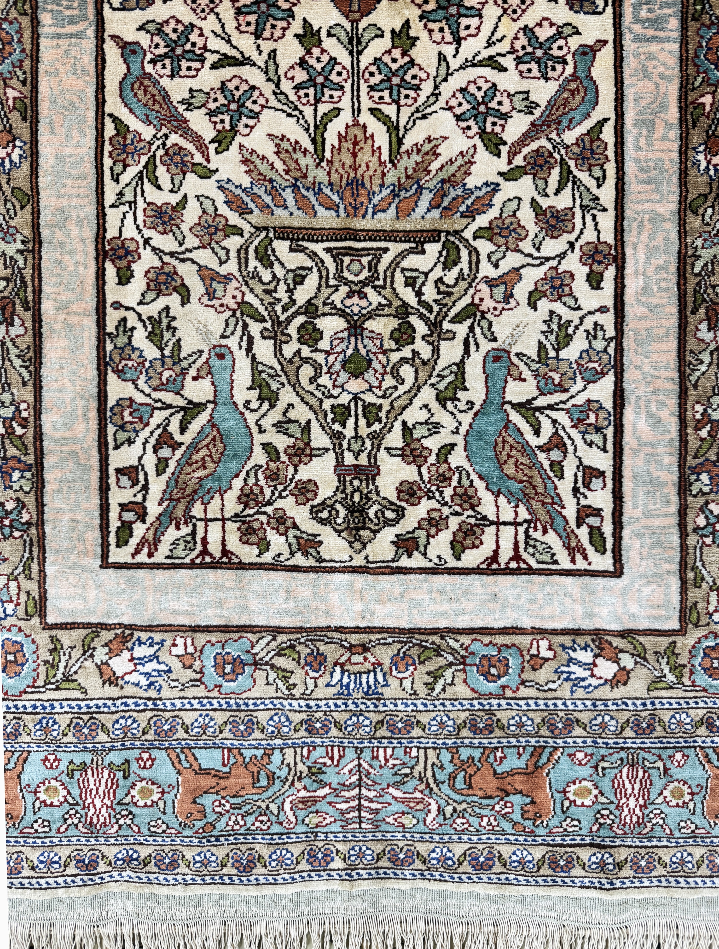 Detail d: Seiden Kayseri, Türkei, Mitte 20.Jhd, reineNaturseide, ca. 123 x 80 cm, EHZ: 1-2