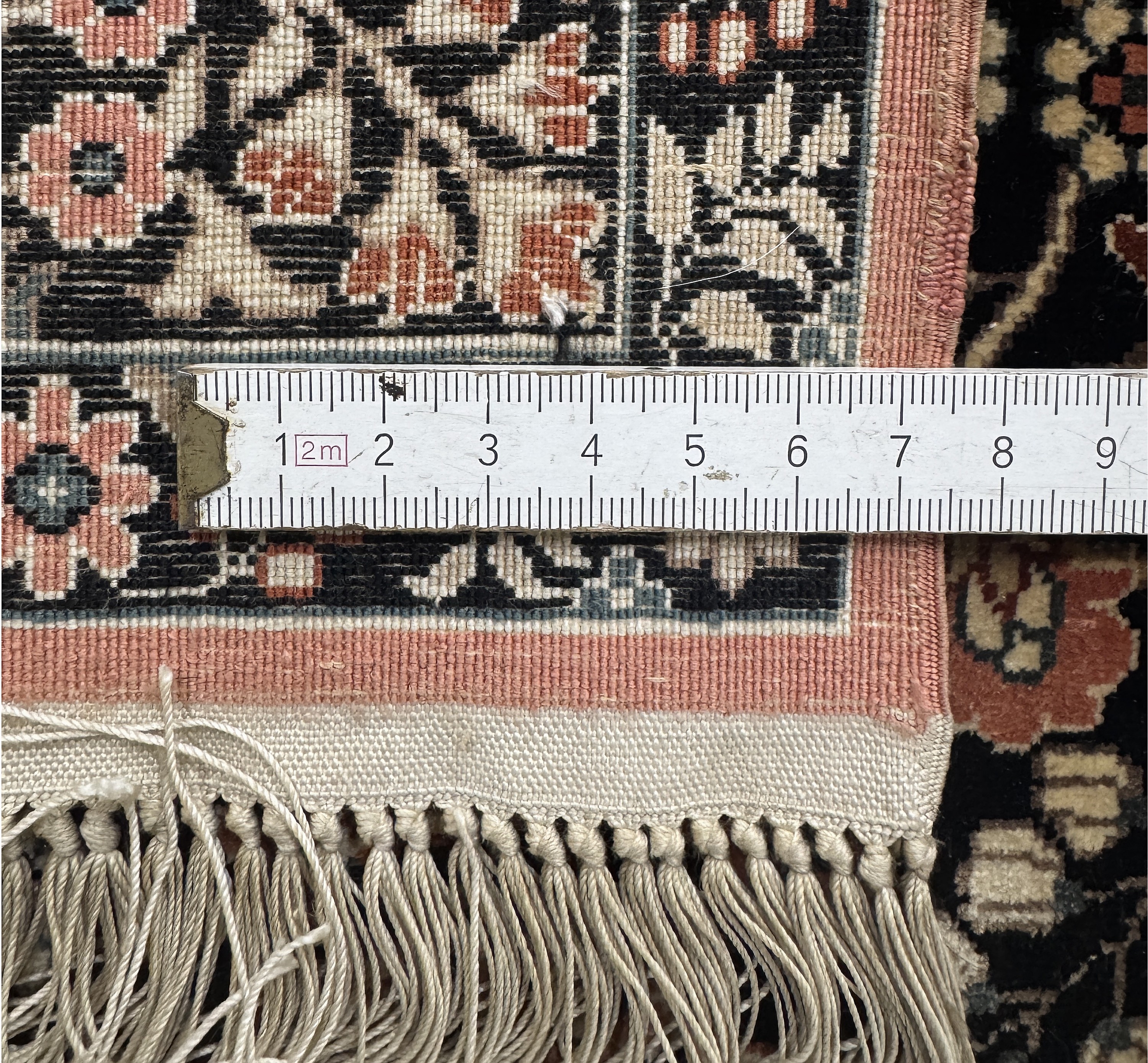 Detail f: Hereke Seide fein, China, Ende 20.Jhd, reine Naturseide, ca. 124 x 80 cm, ca. 1,0 Mio. Kn/qm, EHZ: 1-2