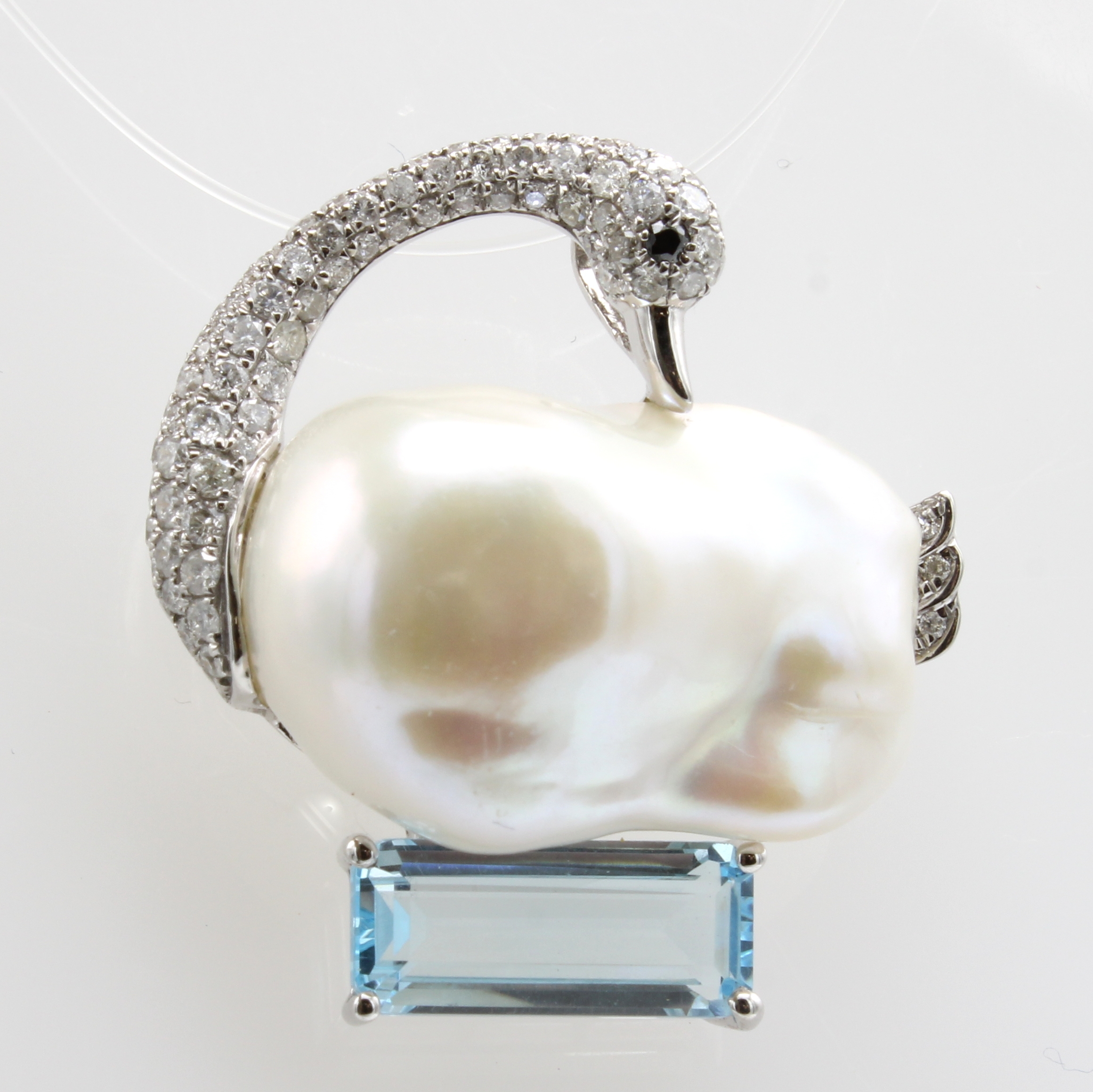 Image 27055033 - Anhänger/Brosche ´Schwan´ mit Brillanten, Süßwasserzuchtperle und Blautopas, WG 750/ ...