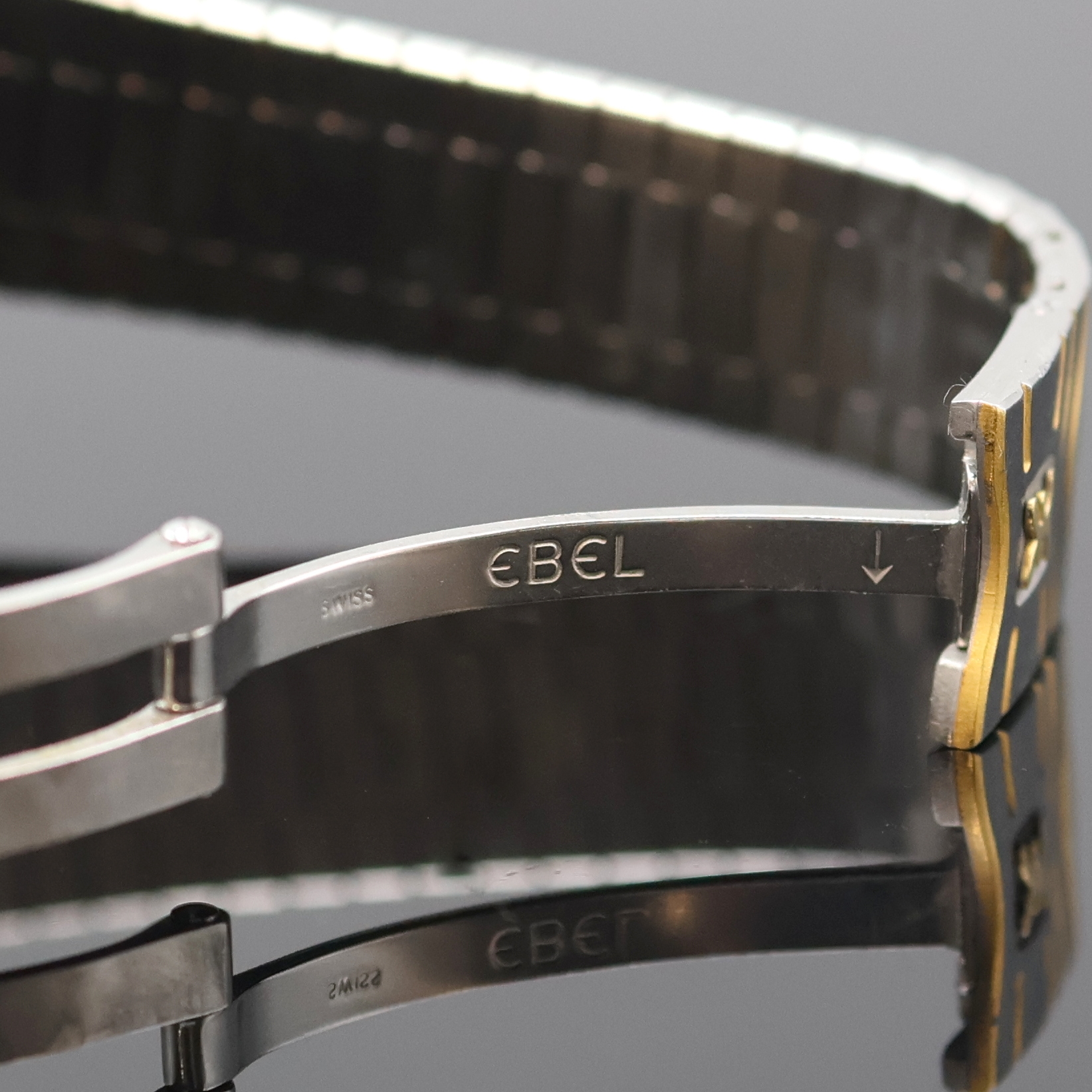 Detail e: EBEL Mediumarmbanduhr Sport Classic Referenz 183909, Schweiz um 1995, quarz, Edelstahl/Gold kombiniert inkl. Wellengliederband m. Faltschl., ...