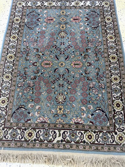 27055005g - 2 Lots Indische Teppiche, Indien, Ende 20.Jhd, Wolle auf Baumwolle, ca. 153 x 95 cm, ...