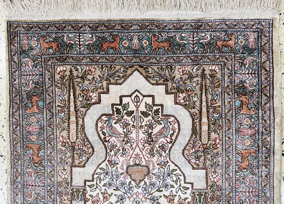 27055008a - Seiden Kayseri, Türkei, Mitte 20.Jhd, reineNaturseide, ca. 123 x 80 cm, EHZ: 1-2 ...