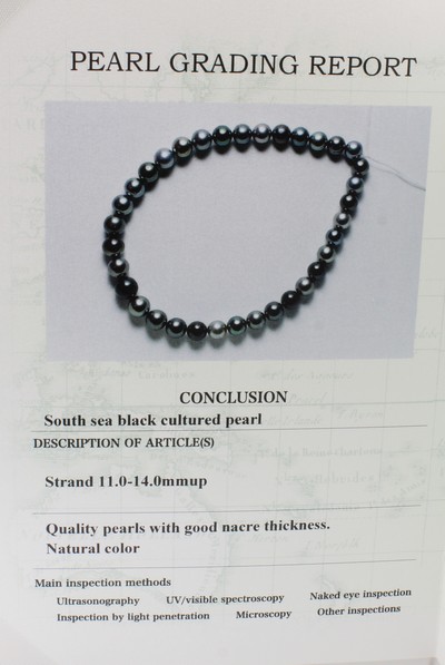 27055043c - Tahitizuchtperlencollier, Kugelschl. WG 585/000, z.T. matt., bes. m. 10 Brill. zus. ca. ...