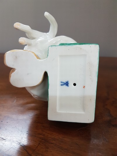 27055046g - Sog. Hentschelkind, Mädchen mit Katze, Meissen, Entw. Konrad Hentschel, nach 1973, ...