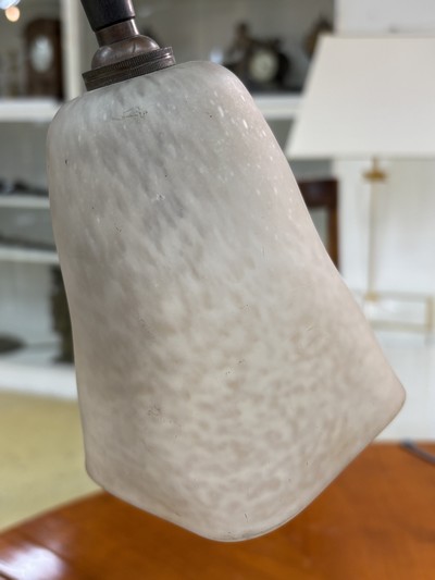 27055069i - Tischlampe, Frankreich, Degue, 20er Jahre, Fuß in Form eines Brunnens, Metall mit ...