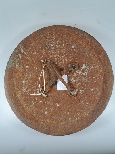 27055095f - Säbel/Shamshir und kleiner Rundschild, osmanisches Reich, 19. Jahrhundert, Holzgriff, ...