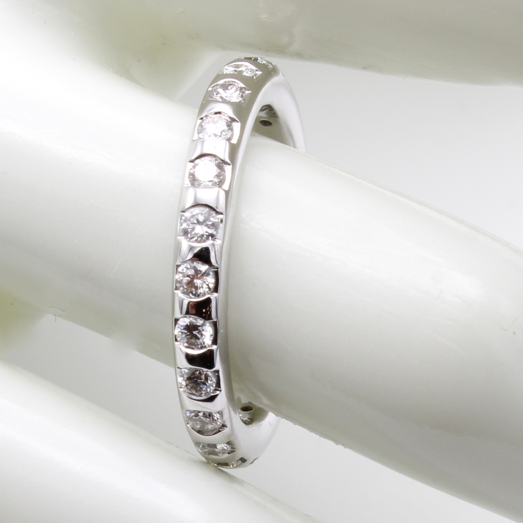 Image 27055100 - Memoryring mit Brillanten, WG 750/000, 24 Brill. zus. ca. 0.76 ct Weiß/si, RW ca. 54 ...