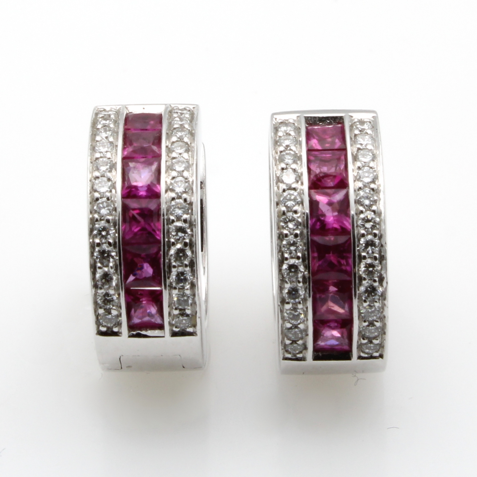 Image 27055136 - Paar Creolen mit Brillanten und Saphiren, WG750/000, Brill. zus. ca. 0.31 ct feines ...