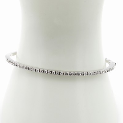 27055138b - Armreif mit Brillanten, WG 750/000, 57 Brill. zus. ca. 0.46 ct Weiß/si, Kastenschl. m. ...