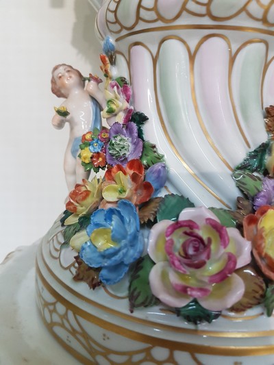 27055457o - Sehr große Prunk-Deckelvase, Sächsische Porzellan-Manufaktur Dresden, Potschappel, nach ...