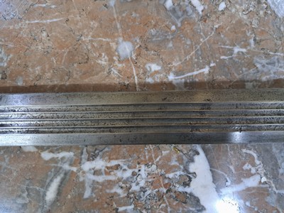 27055992d - Schwert, Kaiserreich Abessinien, wohl ausgehendes 18.Jh., gekehlte Stahlklinge, Kehlung ...