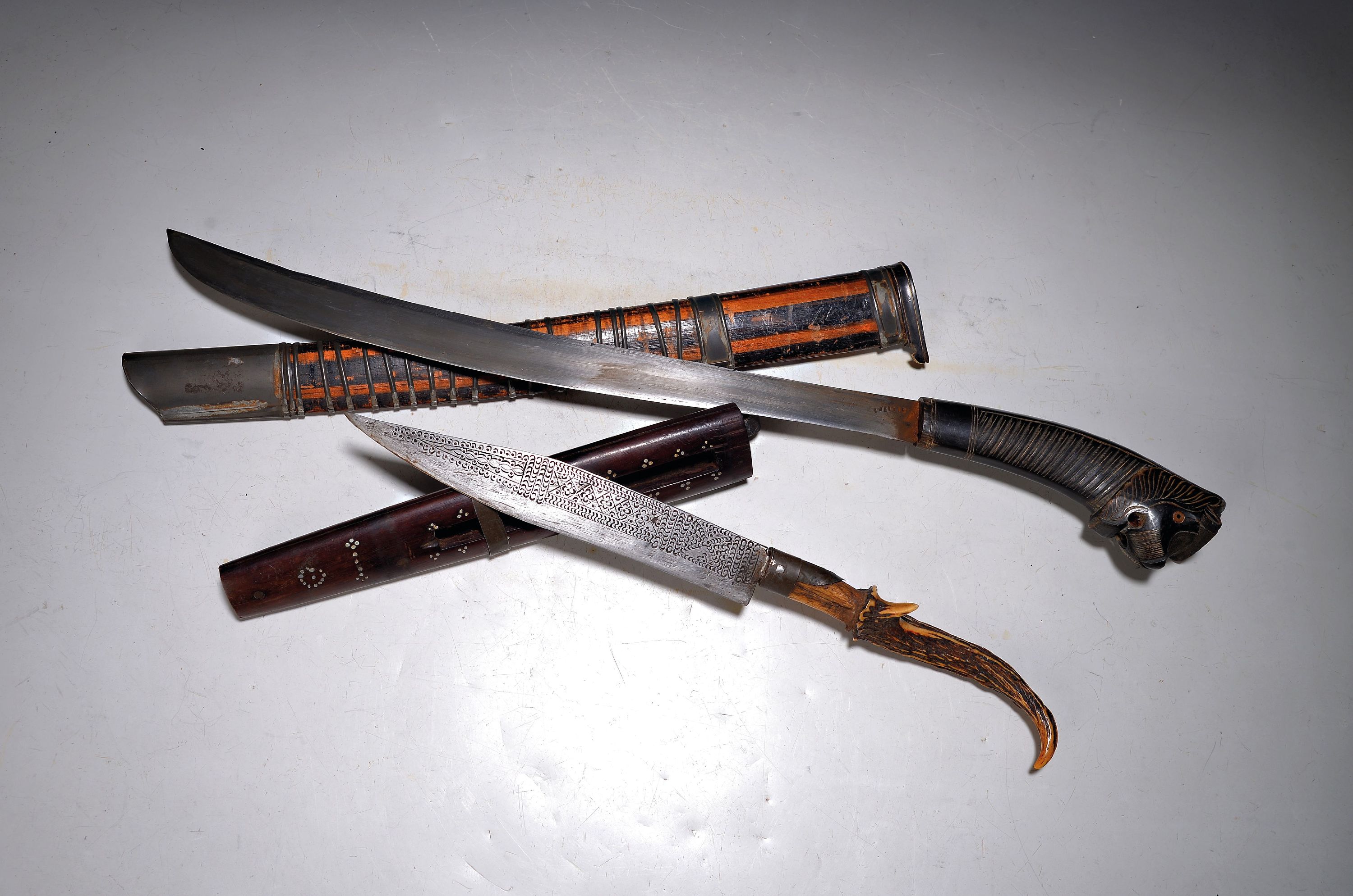 Image 27056003 - Kurzschwert sog. Golok/Golang, Java/Malaysia, 20.Jh., leicht gebogene Klinge, ...