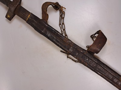 27056005c - Schwert, Tuareg/Fulbe, Nordafrika, 19.Jh., gekehlte Stahlklinge, rostig, Eisen- und ...