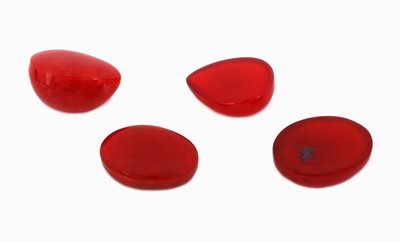 27056603a - Konvolut 4 lose Opal-Cabochons, zus. ca. 40.7 ct, 2 x tropfenf. 2 x oval, Red Multi Fire, ...