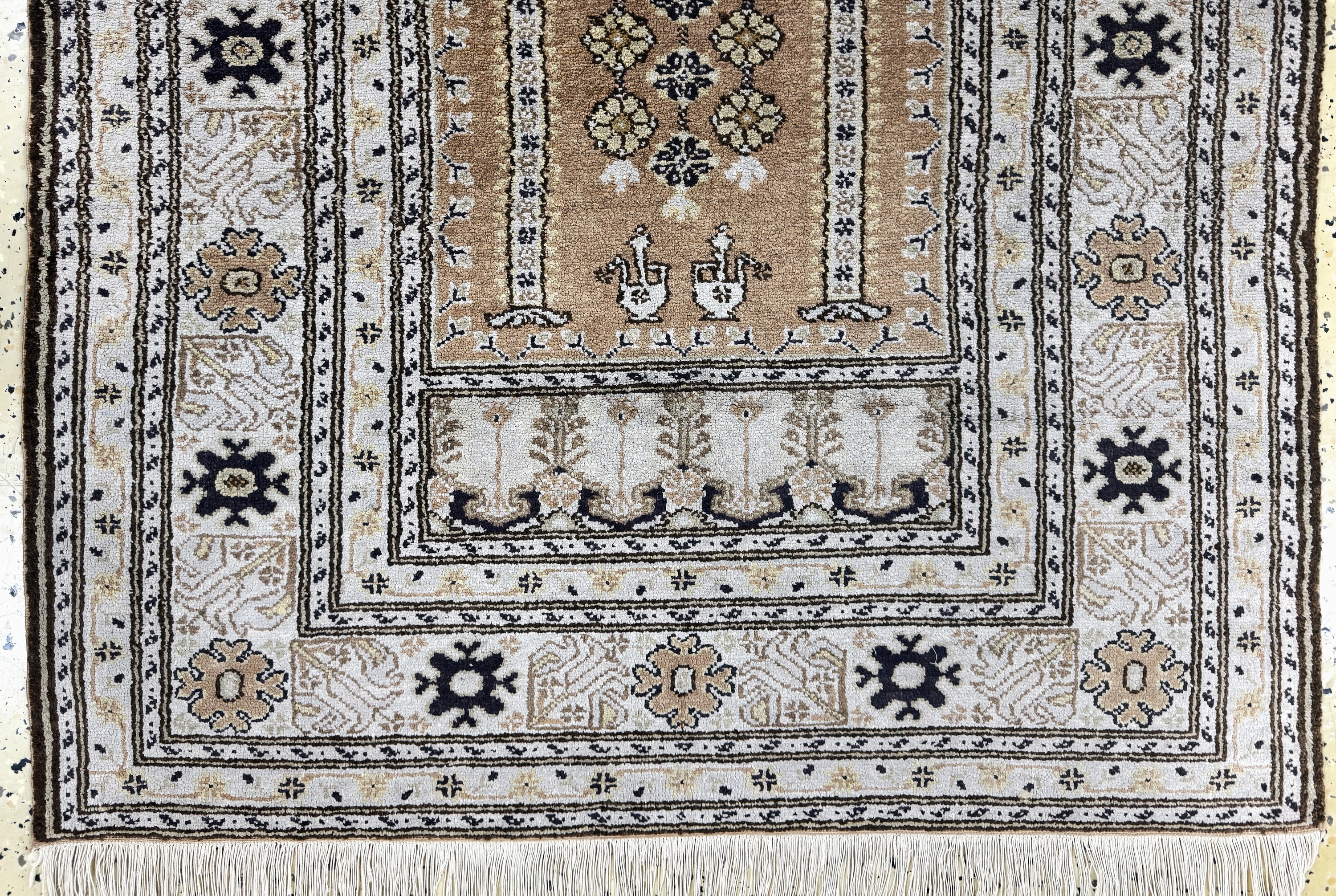 Detail b: Kayseri Flosch, Türkei, Mitte 20.Jhd, merzerisierte Baumwolle, ca. 145 x 95 cm, EHZ:2