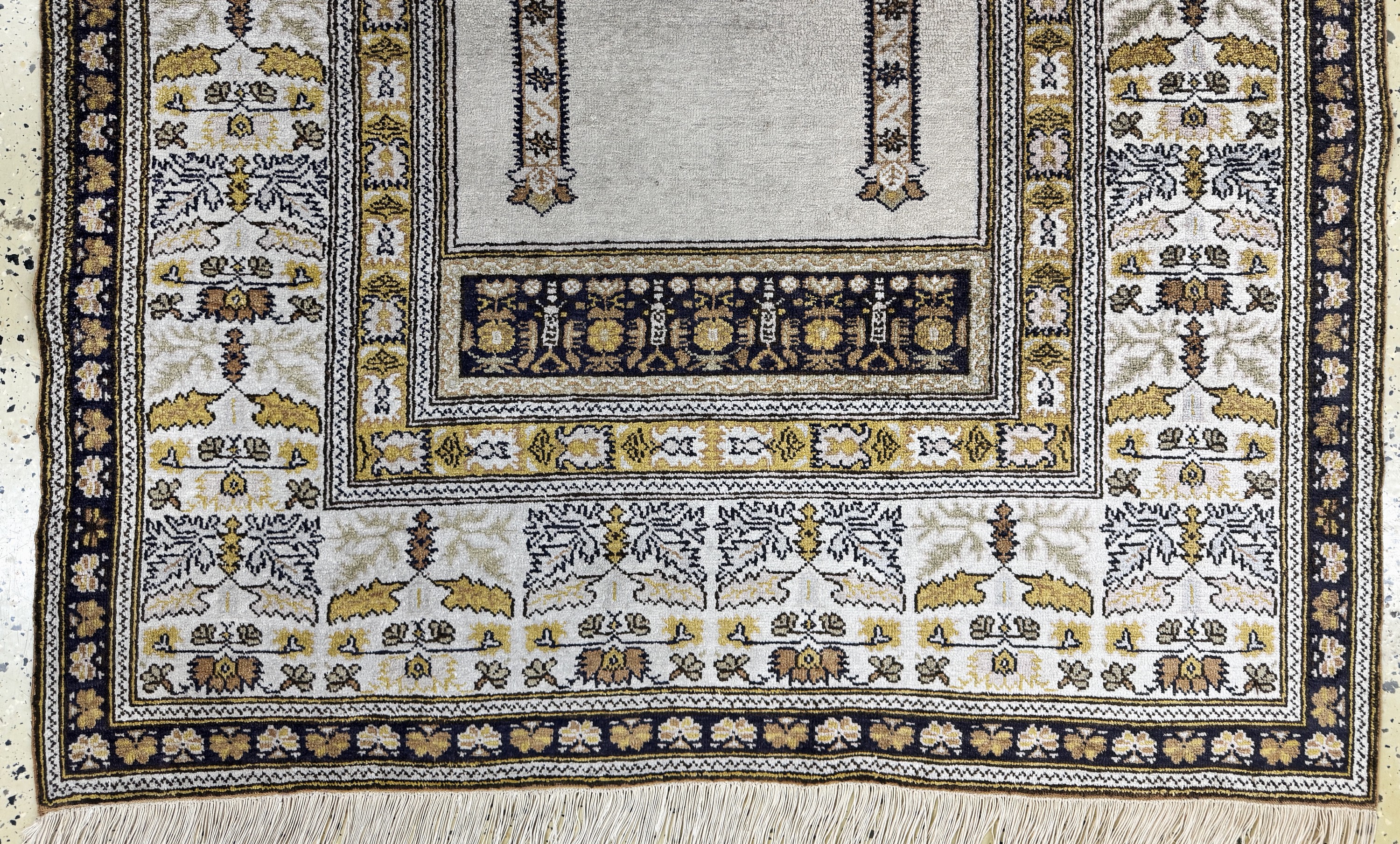 Detail b: Kayseri Flosch, Türkei, Mitte 20.Jhd, merzerisierte Baumwolle, ca. 180 x 120 cm, EHZ: 2