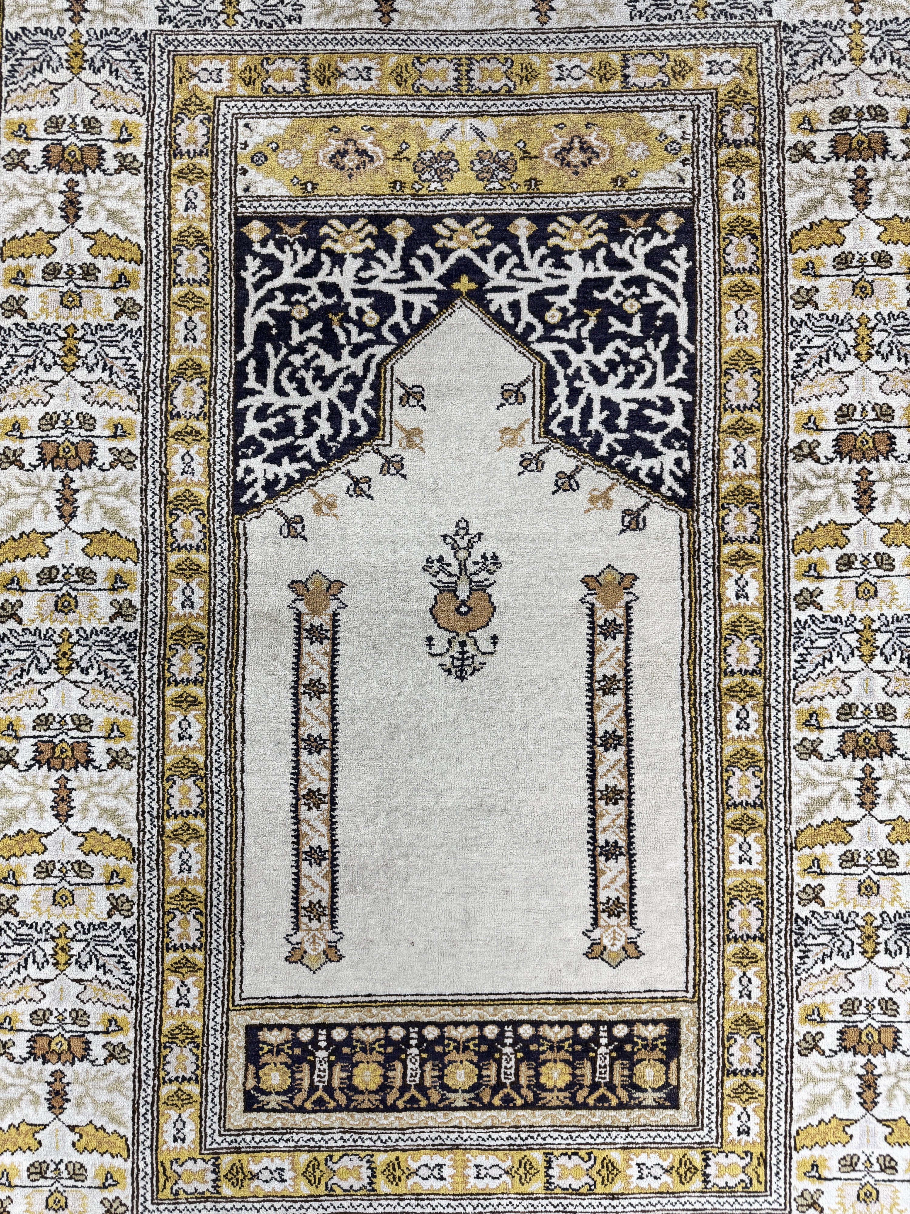 Detail c: Kayseri Flosch, Türkei, Mitte 20.Jhd, merzerisierte Baumwolle, ca. 180 x 120 cm, EHZ: 2