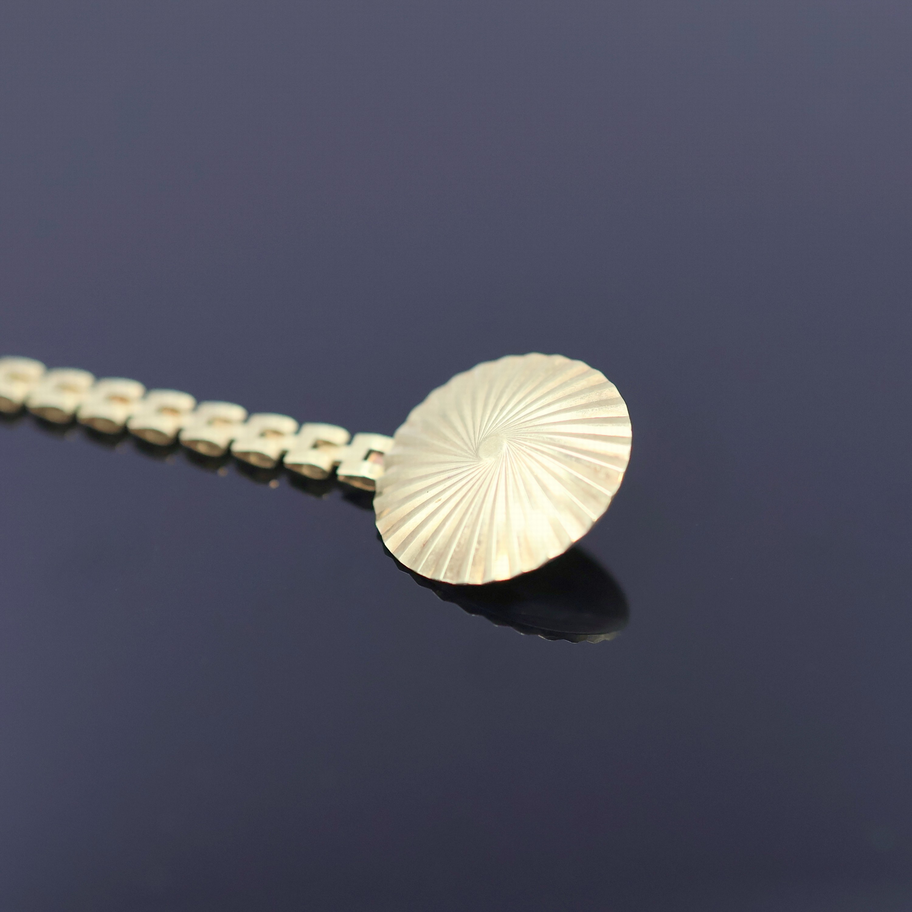 Detail b: Taschenuhrkette in GG 585/000, mit Federring, L. ca. 20 cm, Gew. ca. 4,5g