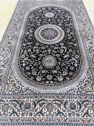 27056711f - Nain fein(6 La), Persien, Ende 20.Jhd, Korkwolle mit Seide, ca. 250 x 155 cm, ca. ...