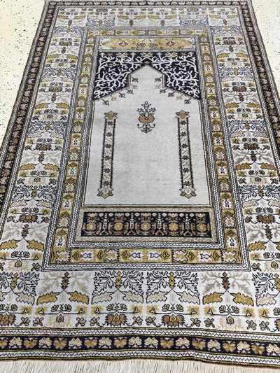 27056713d - Kayseri Flosch, Türkei, Mitte 20.Jhd, merzerisierte Baumwolle, ca. 180 x 120 cm, EHZ: ...