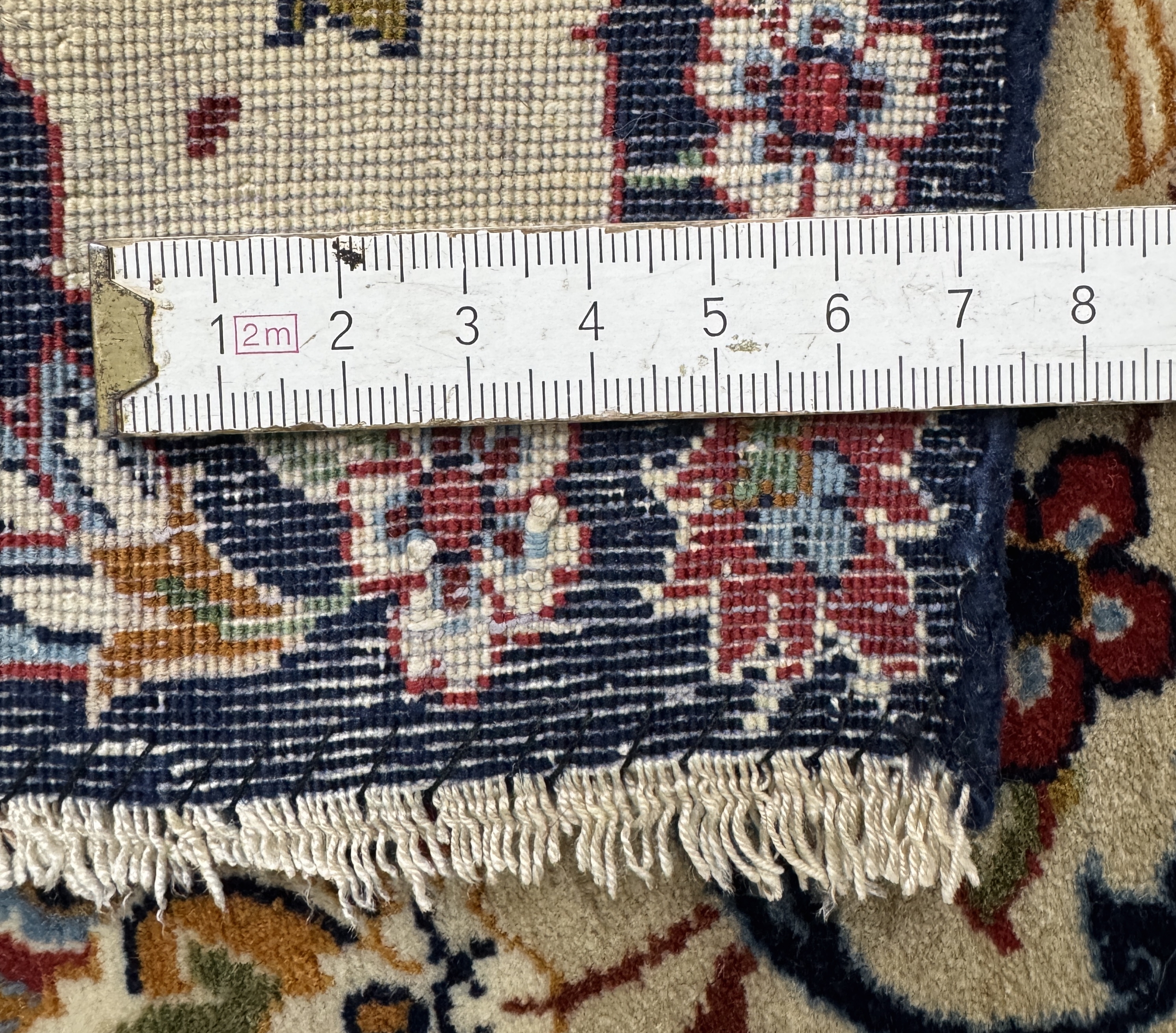 Detail d: Esfahan fein, Persien, Mitte 20.Jhd, Korkwolle auf Seide, ca. 86 x 56 cm, ca. 1,0 Mio. Kn/qm, EHZ: 2