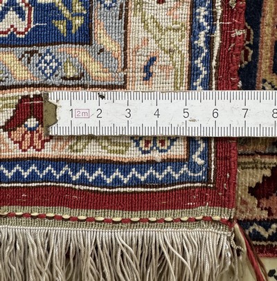 27057105e - Hereke Seide fein signiert, Türkei, Mitte 20.Jhd, reine Naturseide´Metallbroschiert´, ...